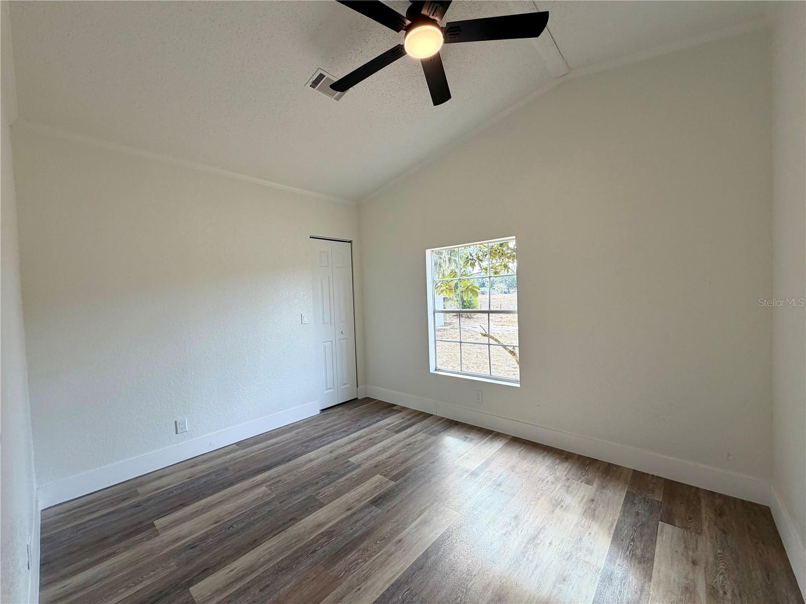 Image 18 of 26 For 2222 150th Street