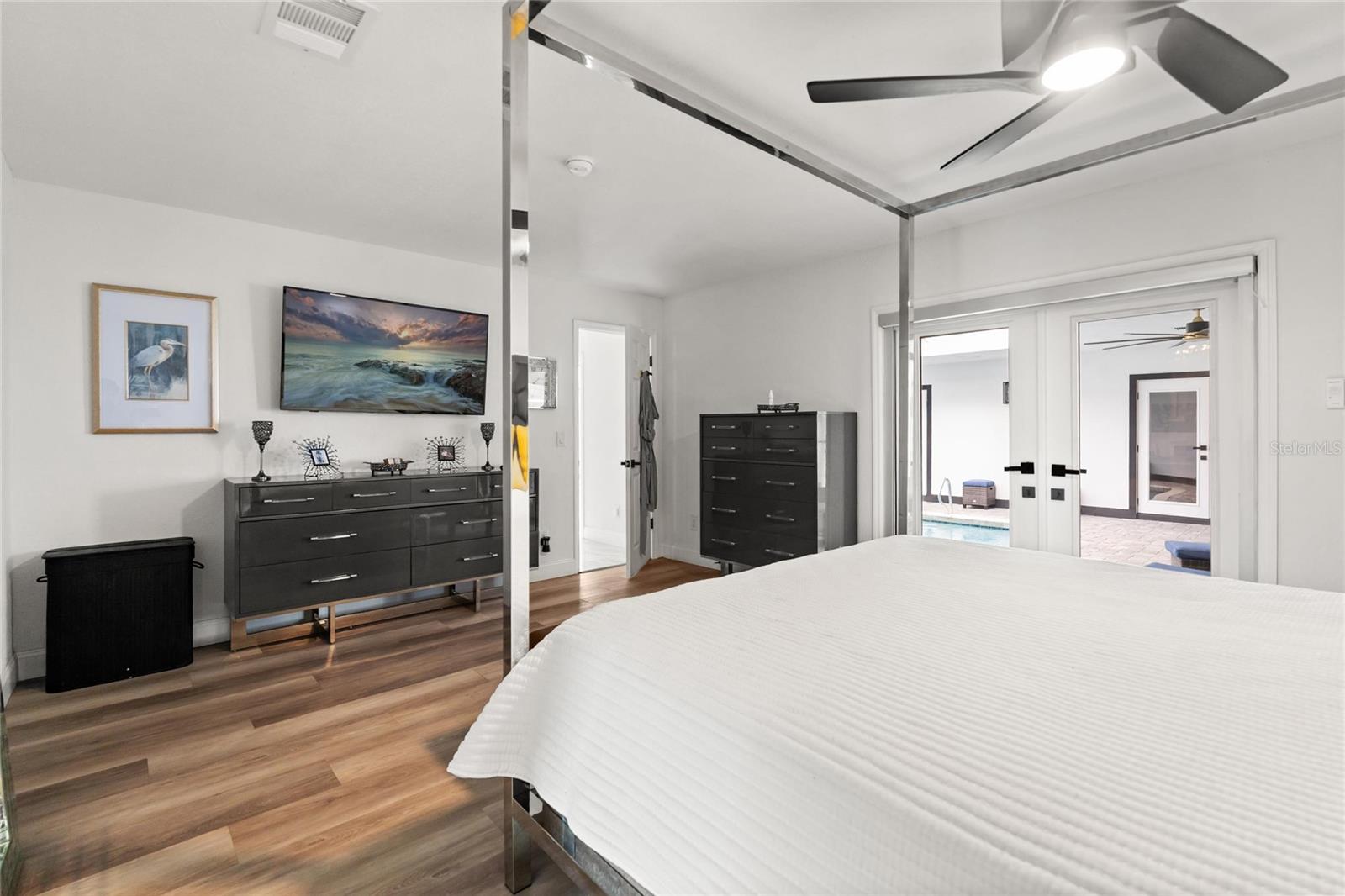 Image 18 of 43 For 5701 Tarawood Drive