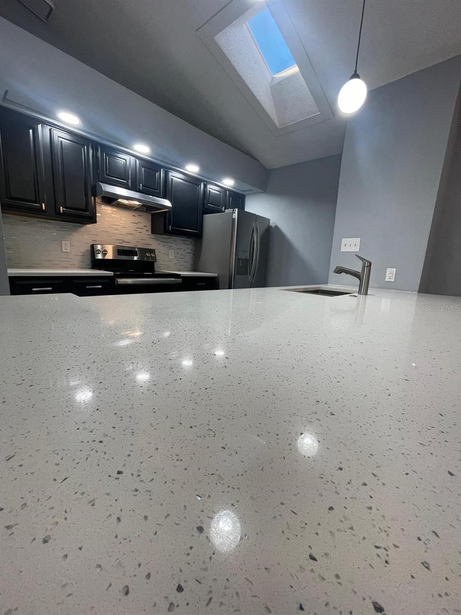 Image 4 of 16 For 2246 Faxton Court