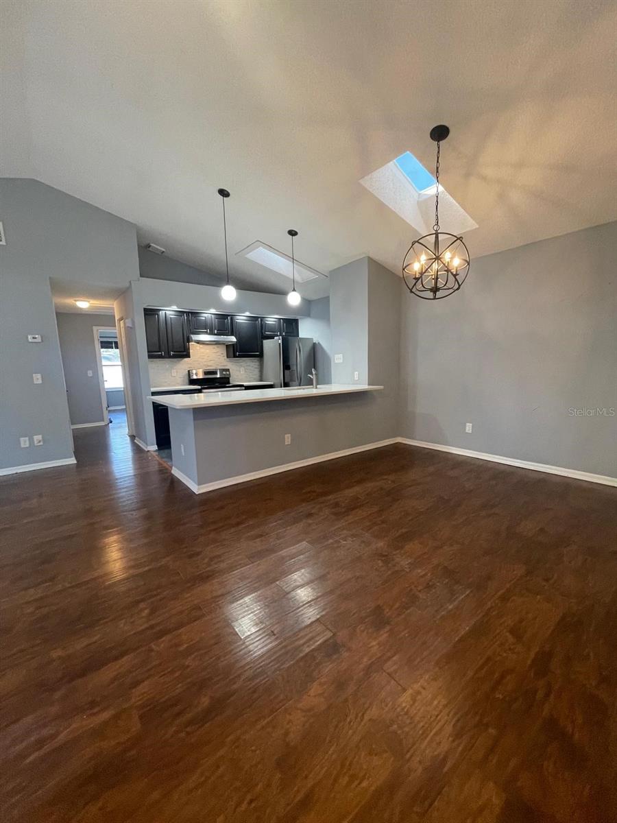 Image 5 of 16 For 2246 Faxton Court