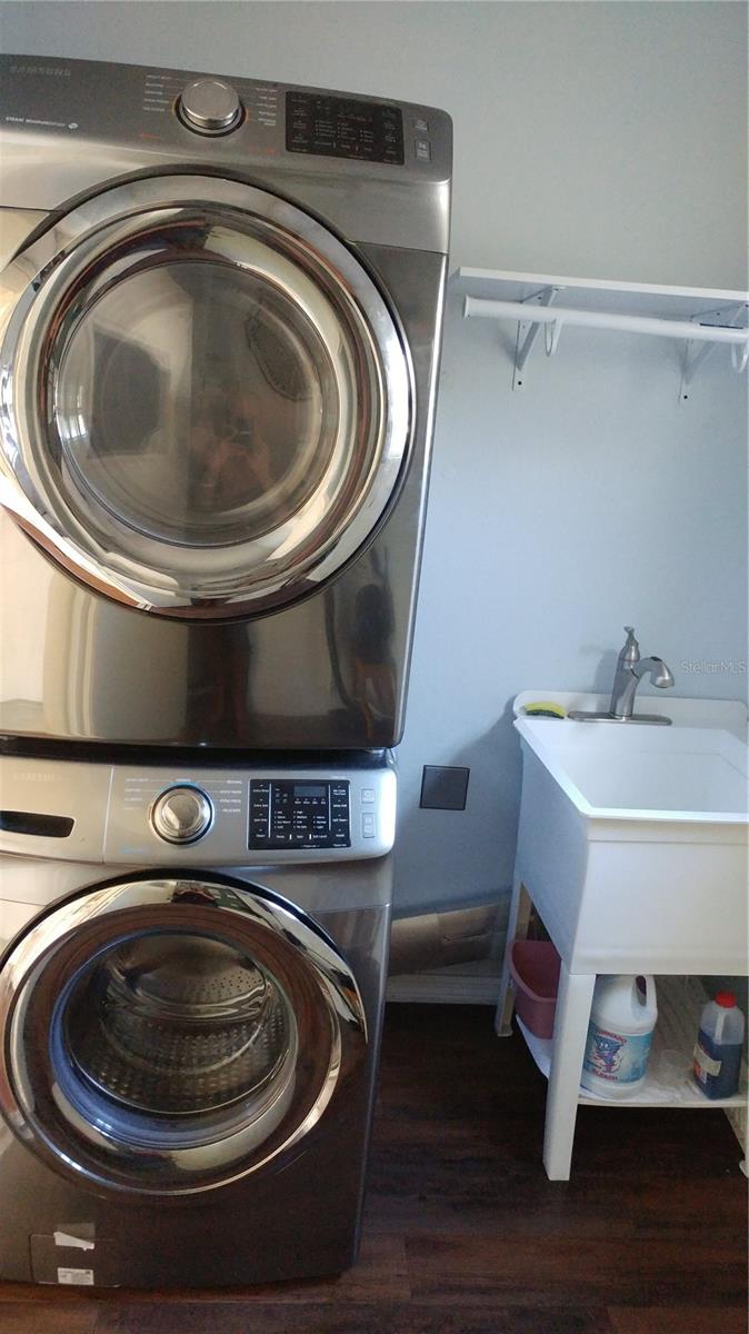 Image 9 of 15 For 411 Sandspur Road