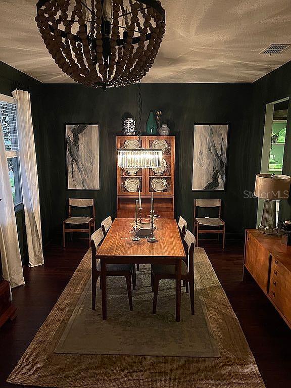 Image 3 of 13 For 960 Seburn Road