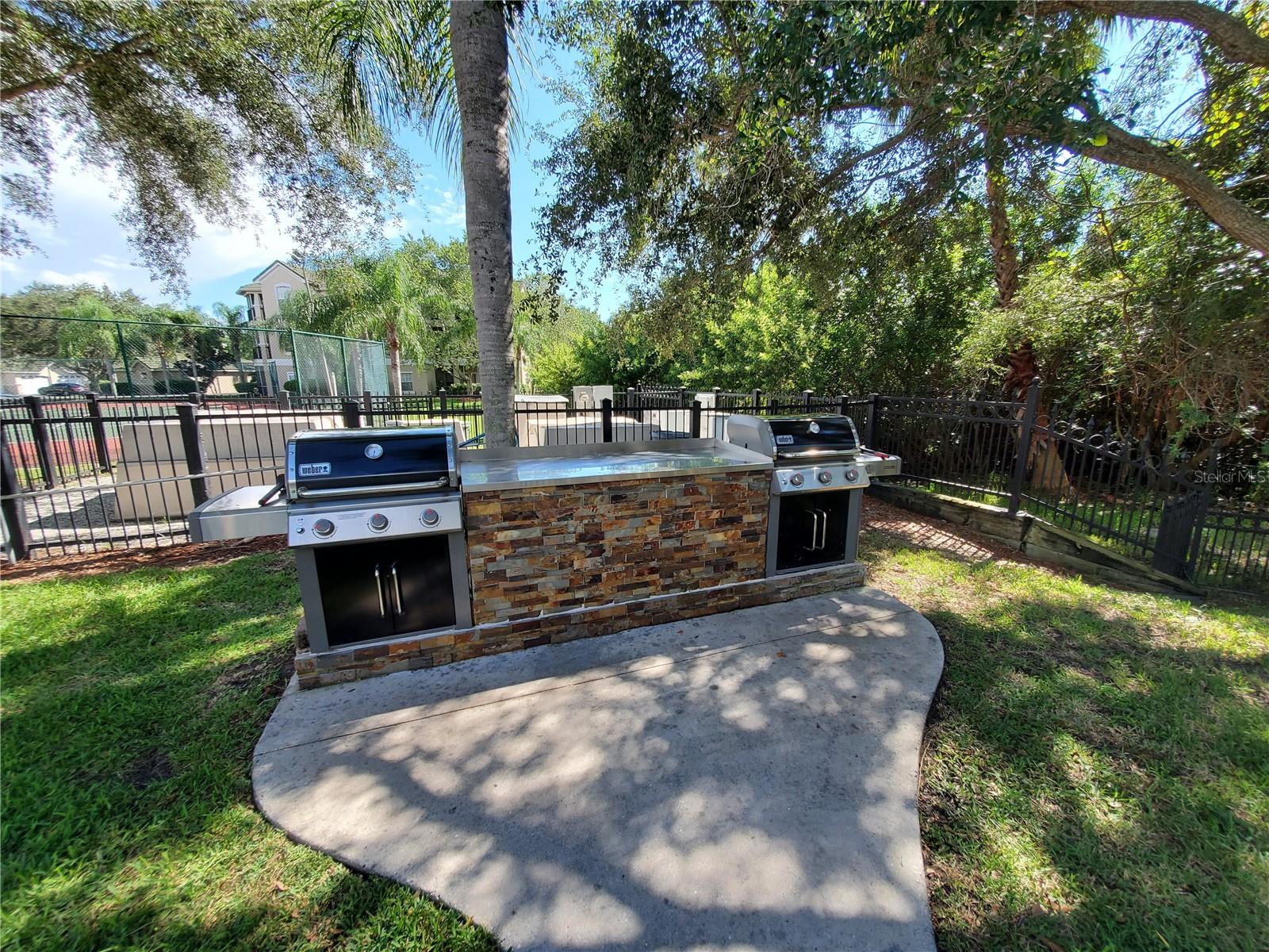 Image 21 of 24 For 5140 Northridge Road 208