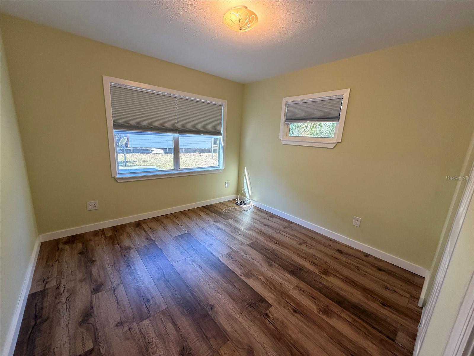 Image 11 of 35 For 53706 Rivertrace Road