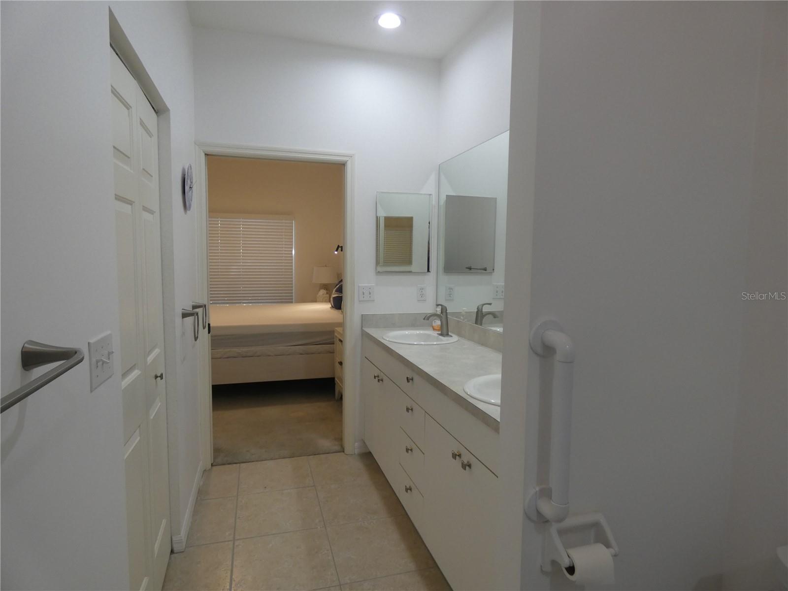 Image 37 of 67 For 1448 Winding Oak Drive