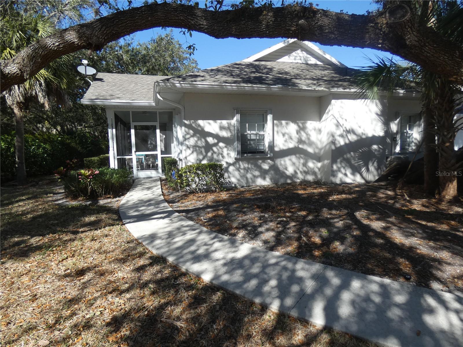 Image 5 of 67 For 1448 Winding Oak Drive