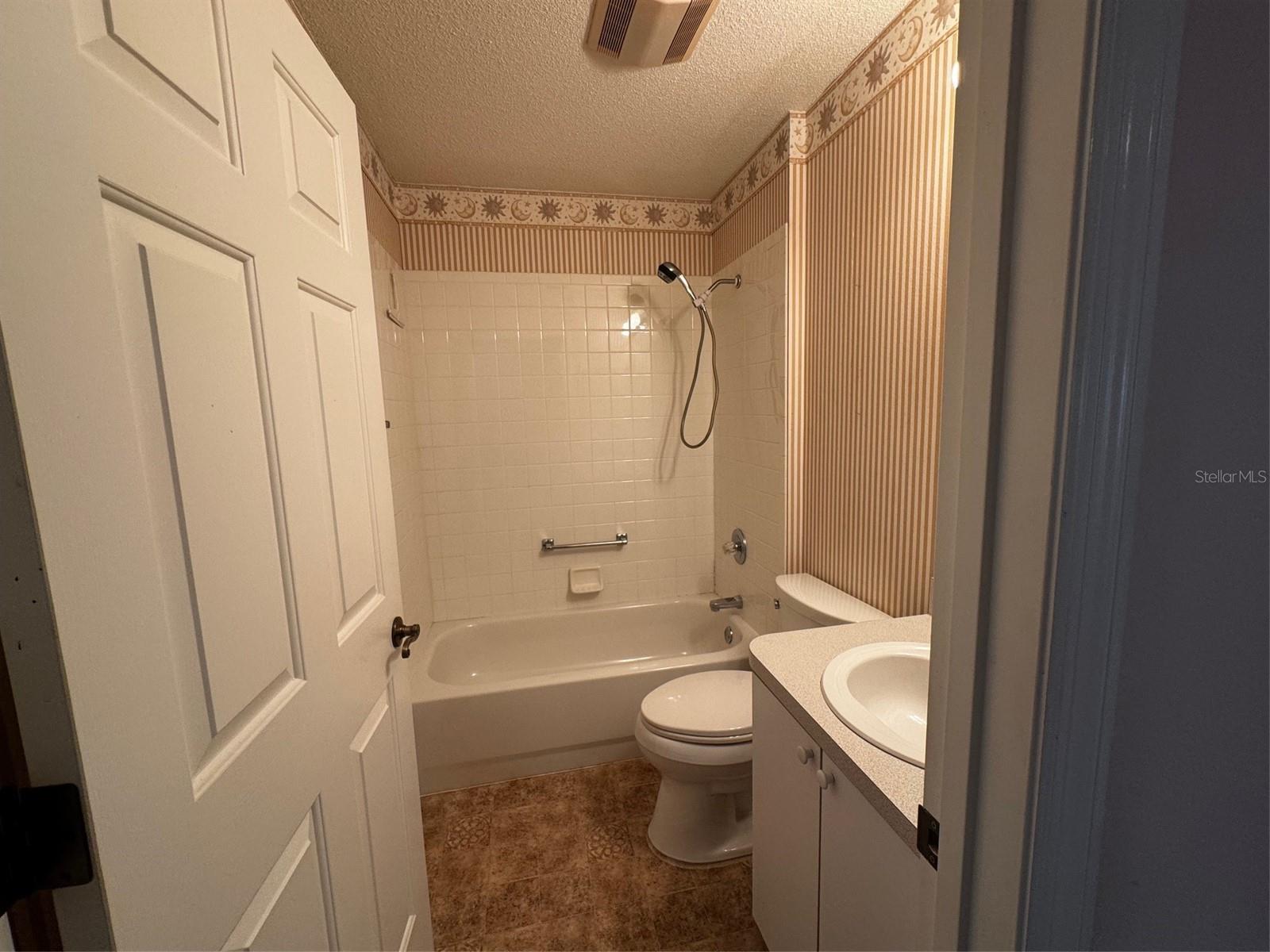 Image 13 of 14 For 144 Costa Mesa Drive