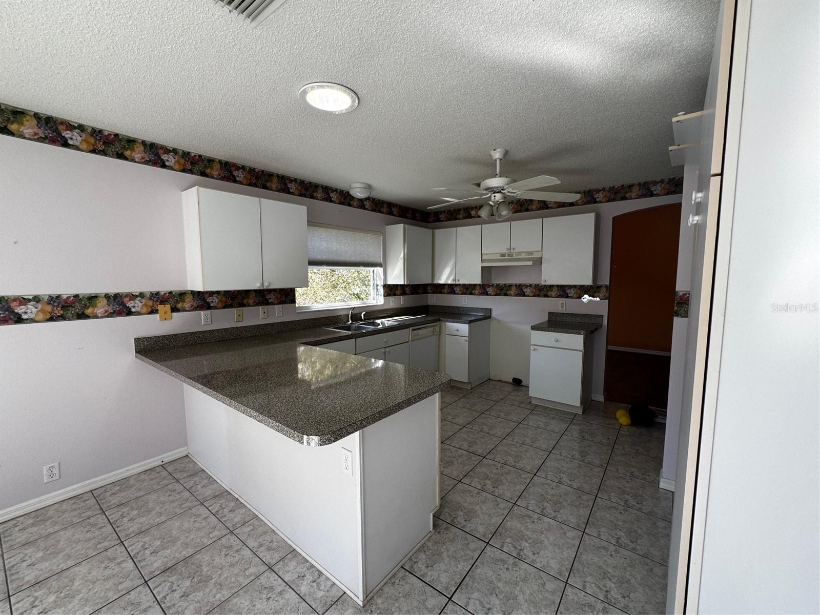 Image 2 of 14 For 144 Costa Mesa Drive