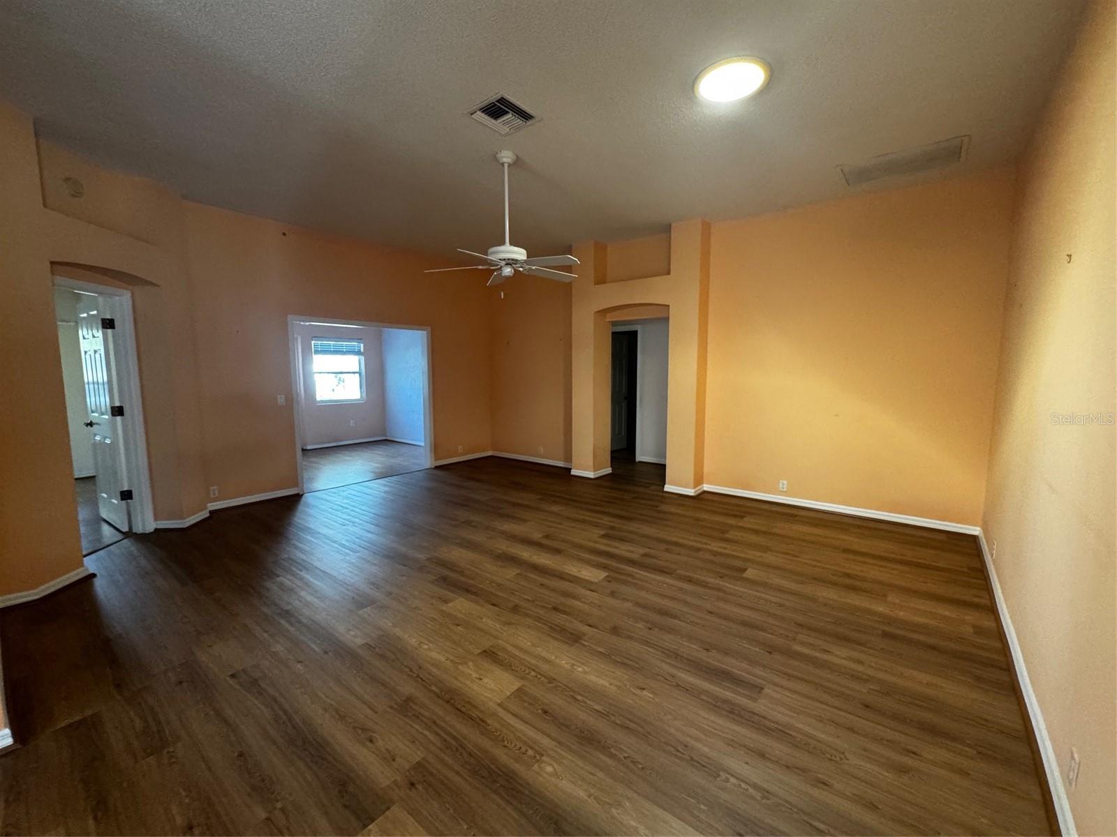 Image 6 of 14 For 144 Costa Mesa Drive