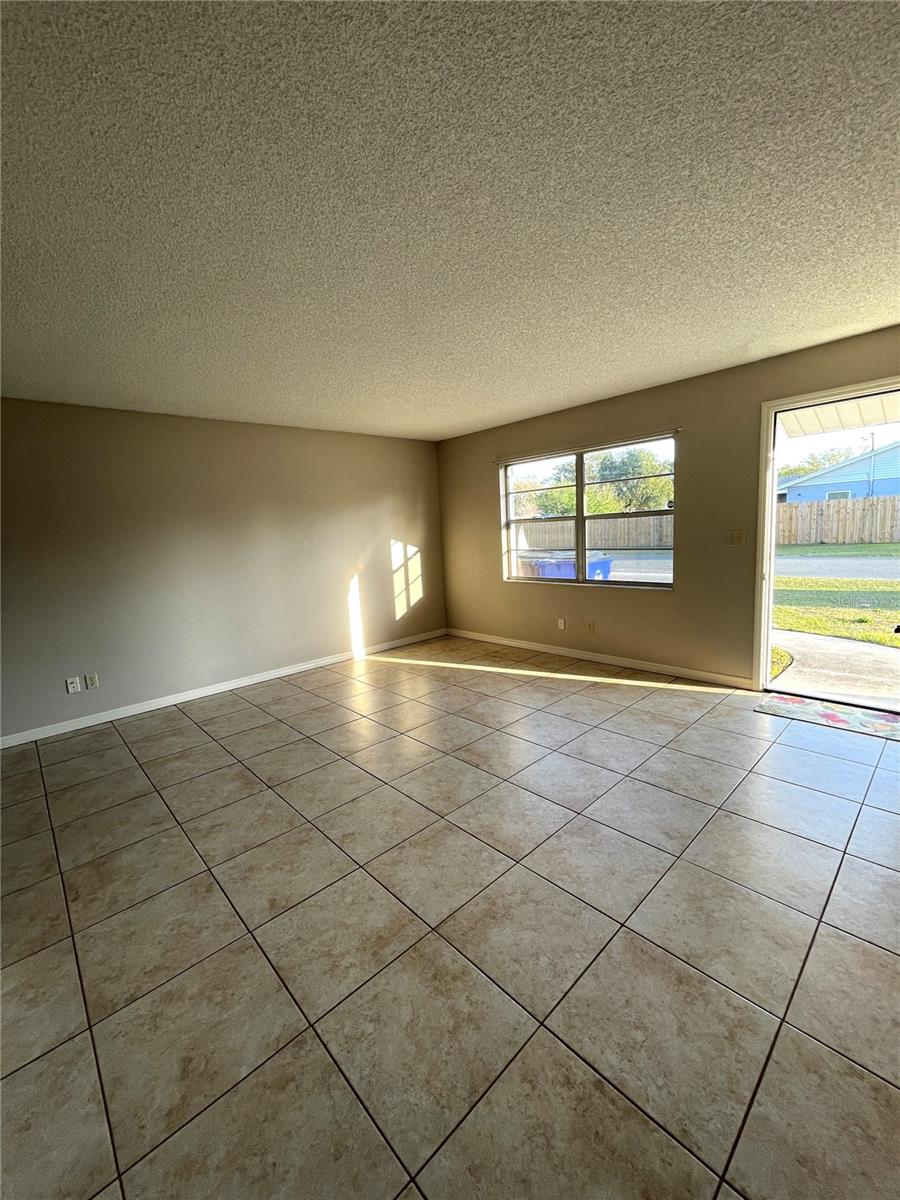 Image 2 of 11 For 2552 6th Street