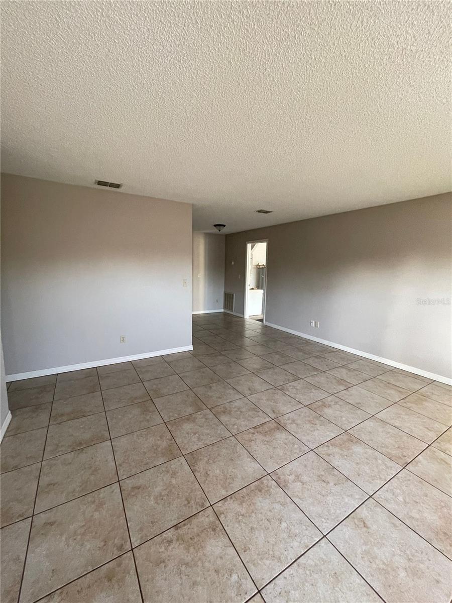 Image 3 of 11 For 2552 6th Street