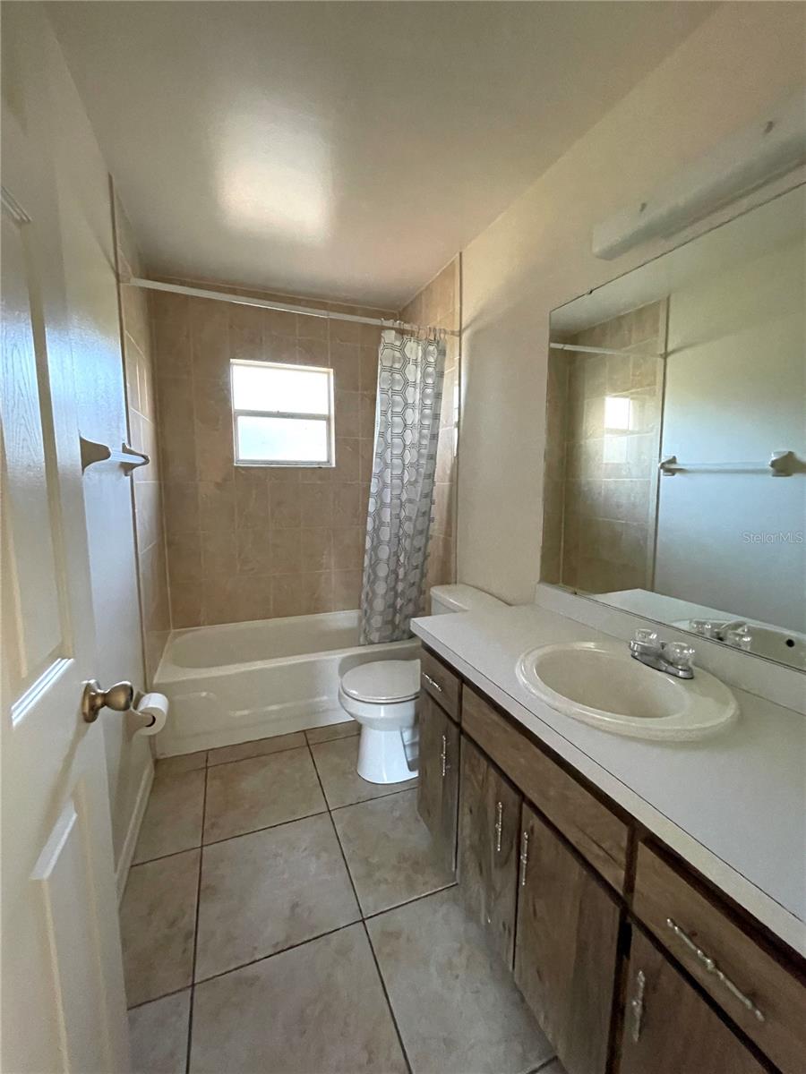 Image 8 of 11 For 2552 6th Street