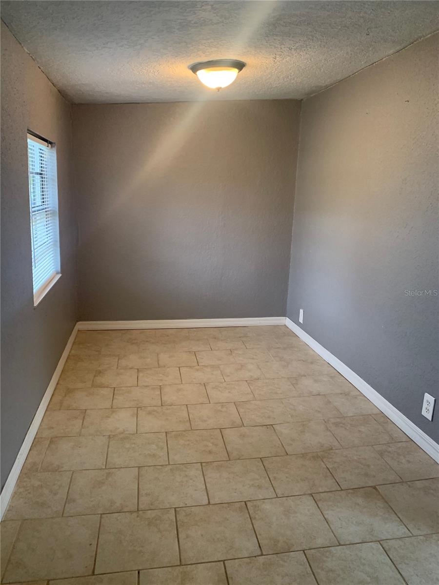 Image 13 of 25 For 608 Delaware Avenue