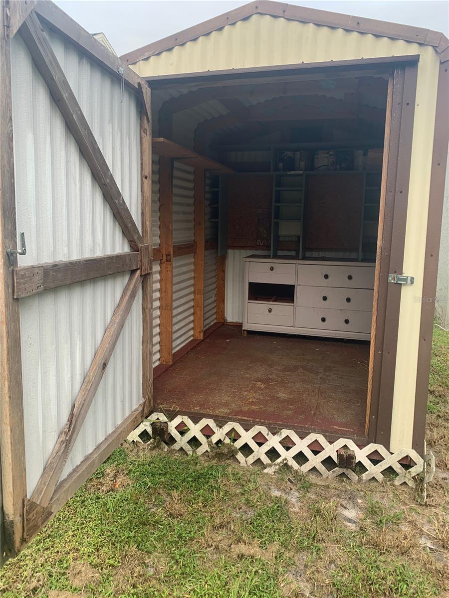 Image 24 of 25 For 608 Delaware Avenue