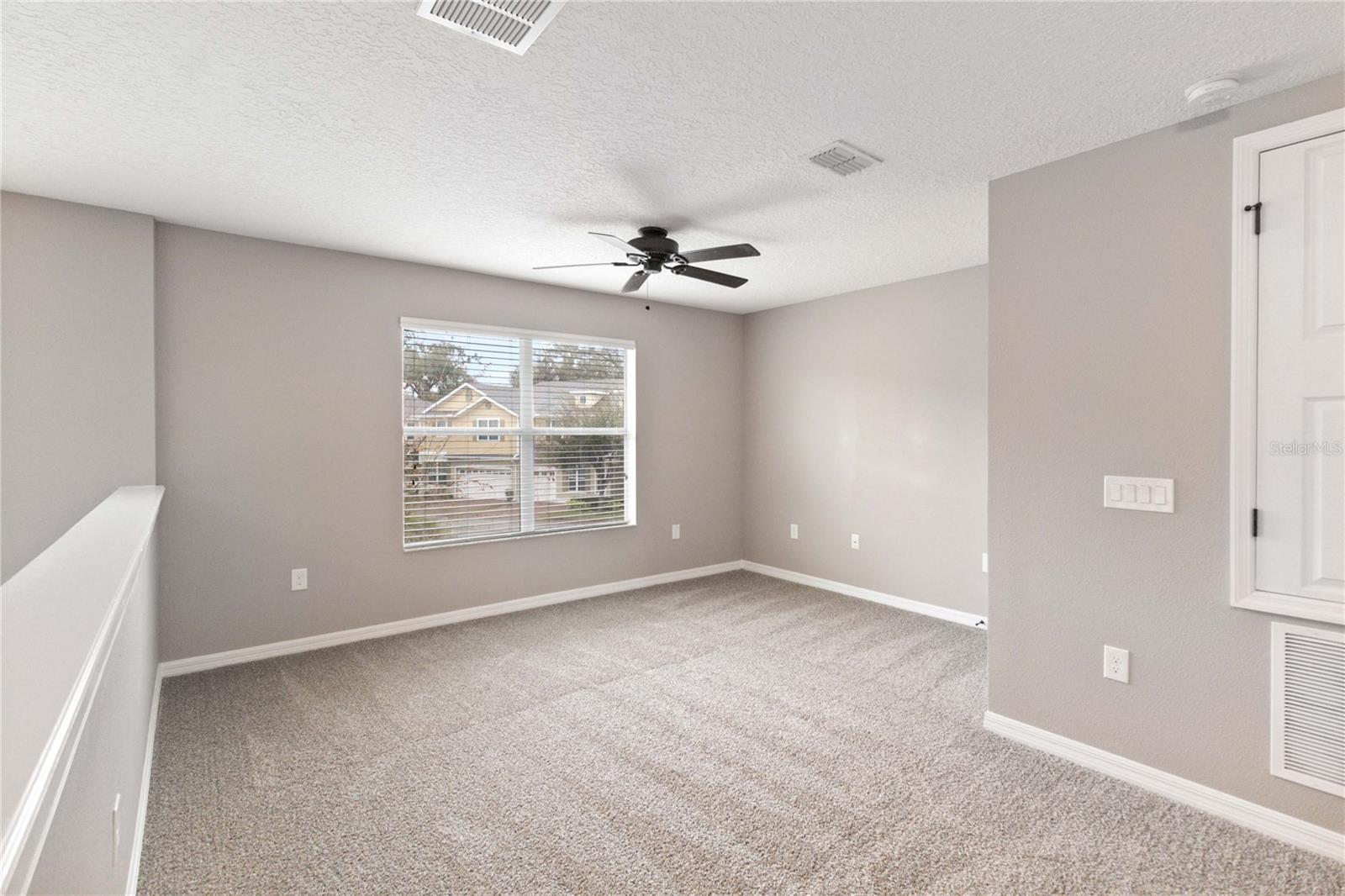 Image 18 of 29 For 570 Pacitto Way