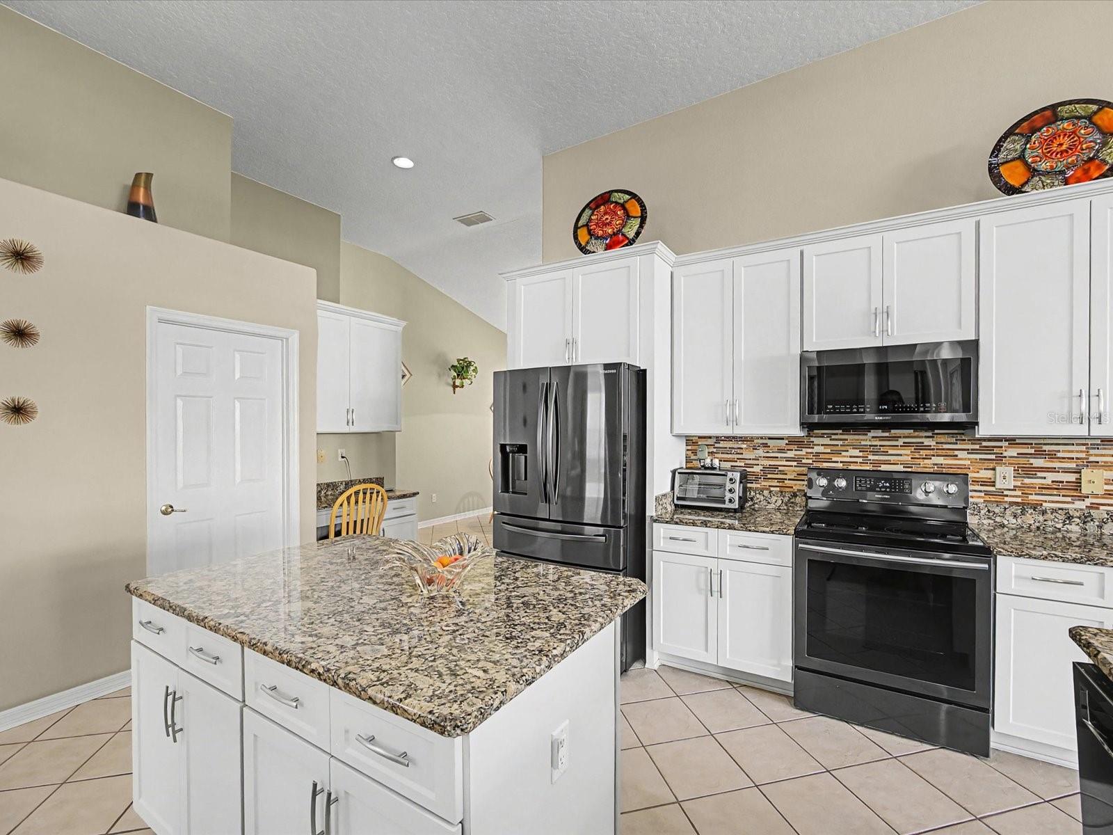 Image 11 of 36 For 10421 Stone Glen Drive