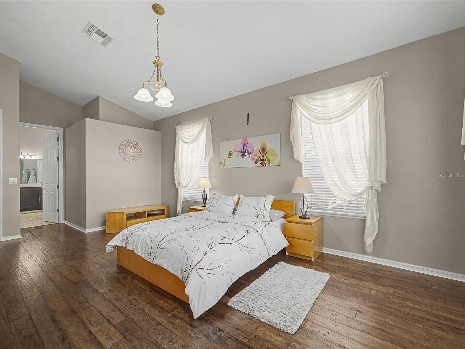 Image 25 of 36 For 10421 Stone Glen Drive