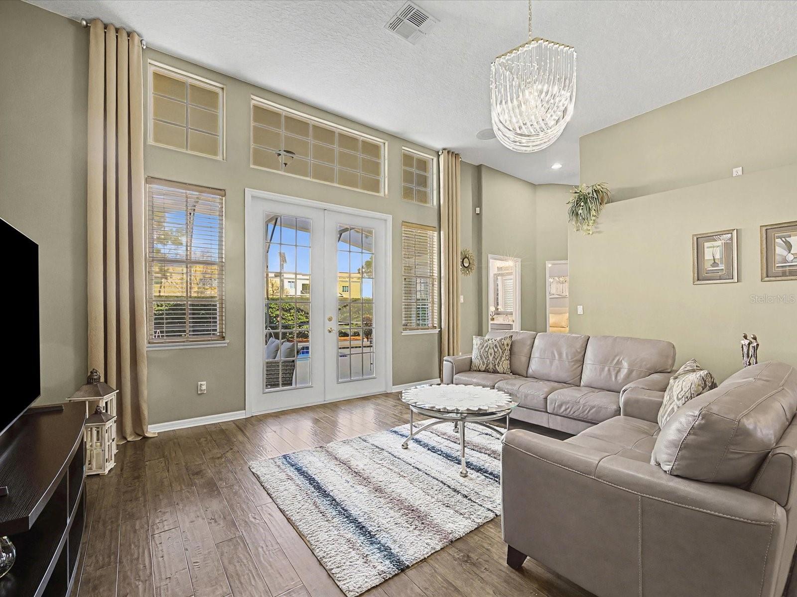 Image 5 of 36 For 10421 Stone Glen Drive