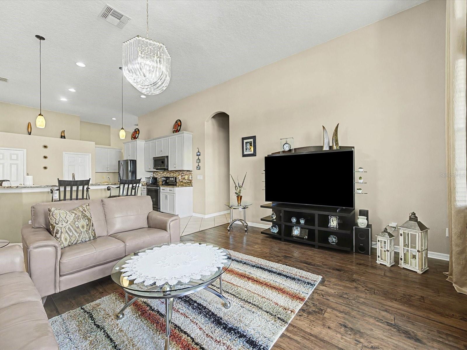 Image 6 of 36 For 10421 Stone Glen Drive