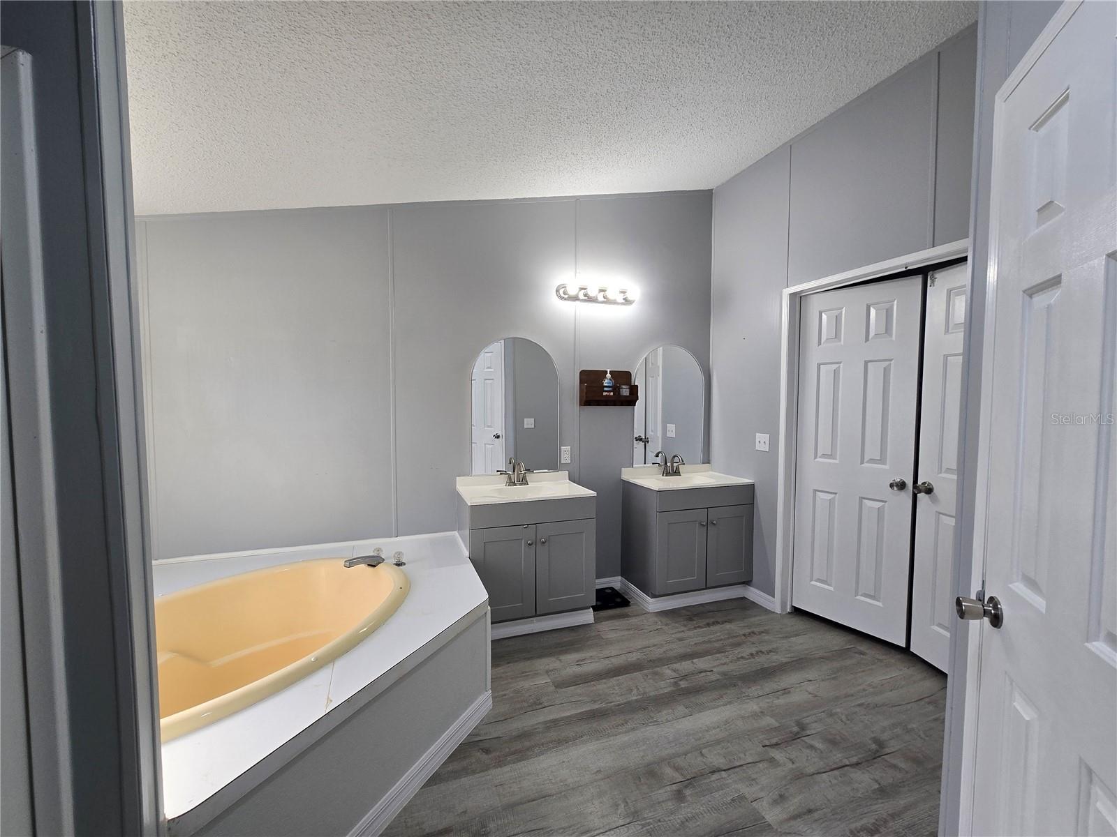 Image 12 of 24 For 55921 Fern Road