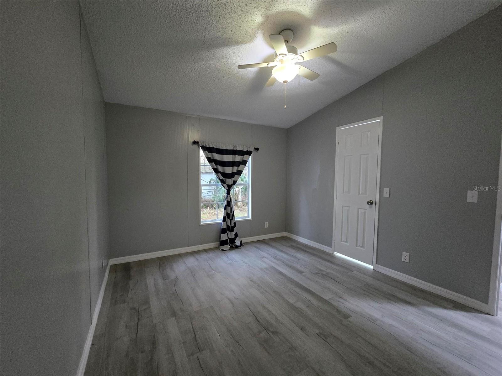 Image 16 of 24 For 55921 Fern Road