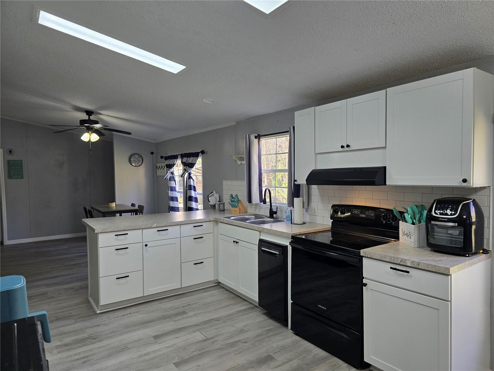 Image 4 of 24 For 55921 Fern Road