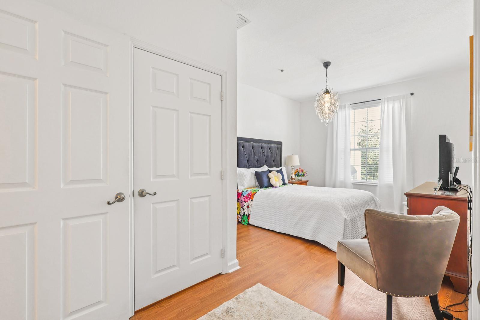 Image 14 of 37 For 2310 Silver Palm Drive 201