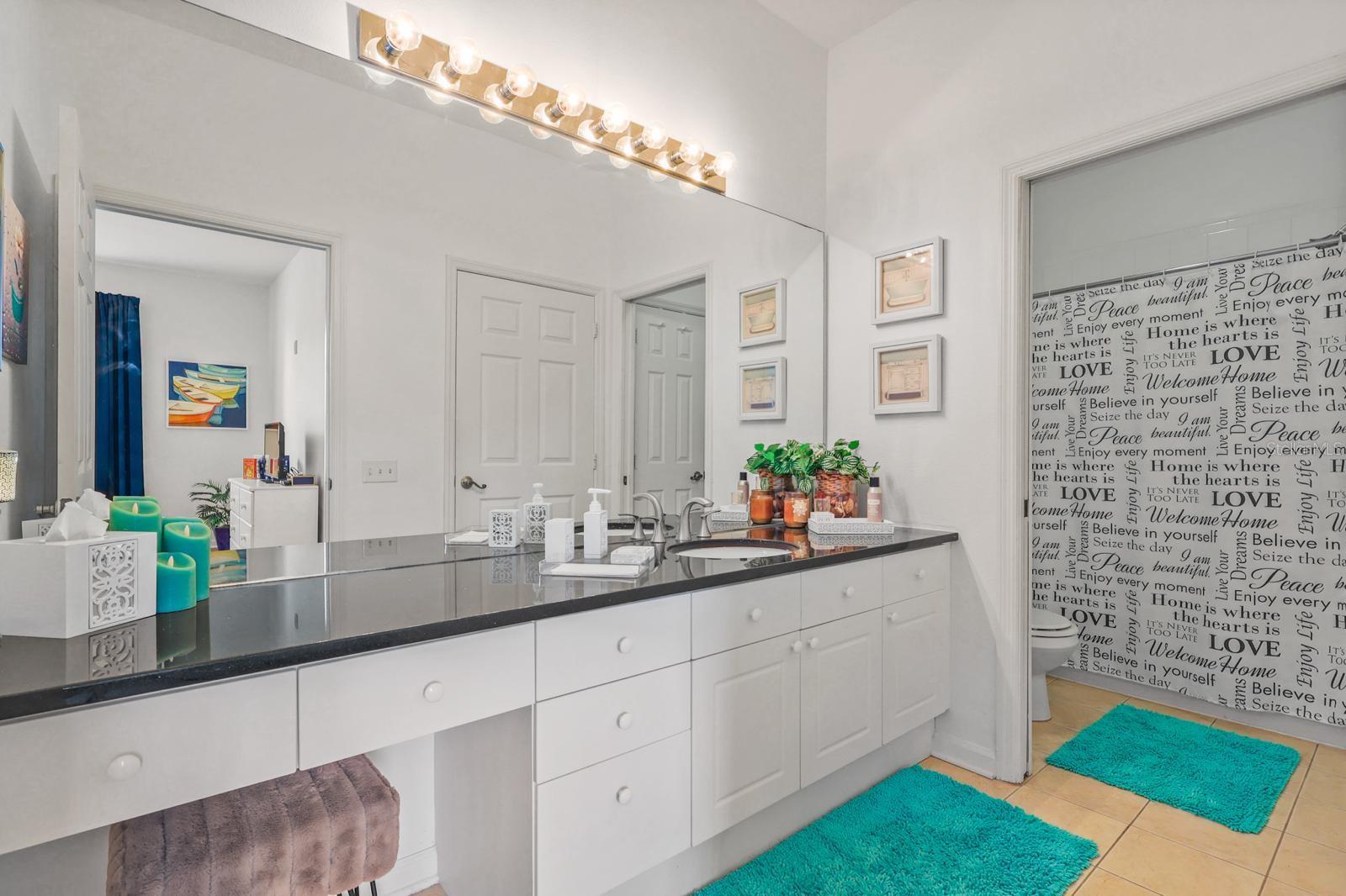 Image 24 of 37 For 2310 Silver Palm Drive 201