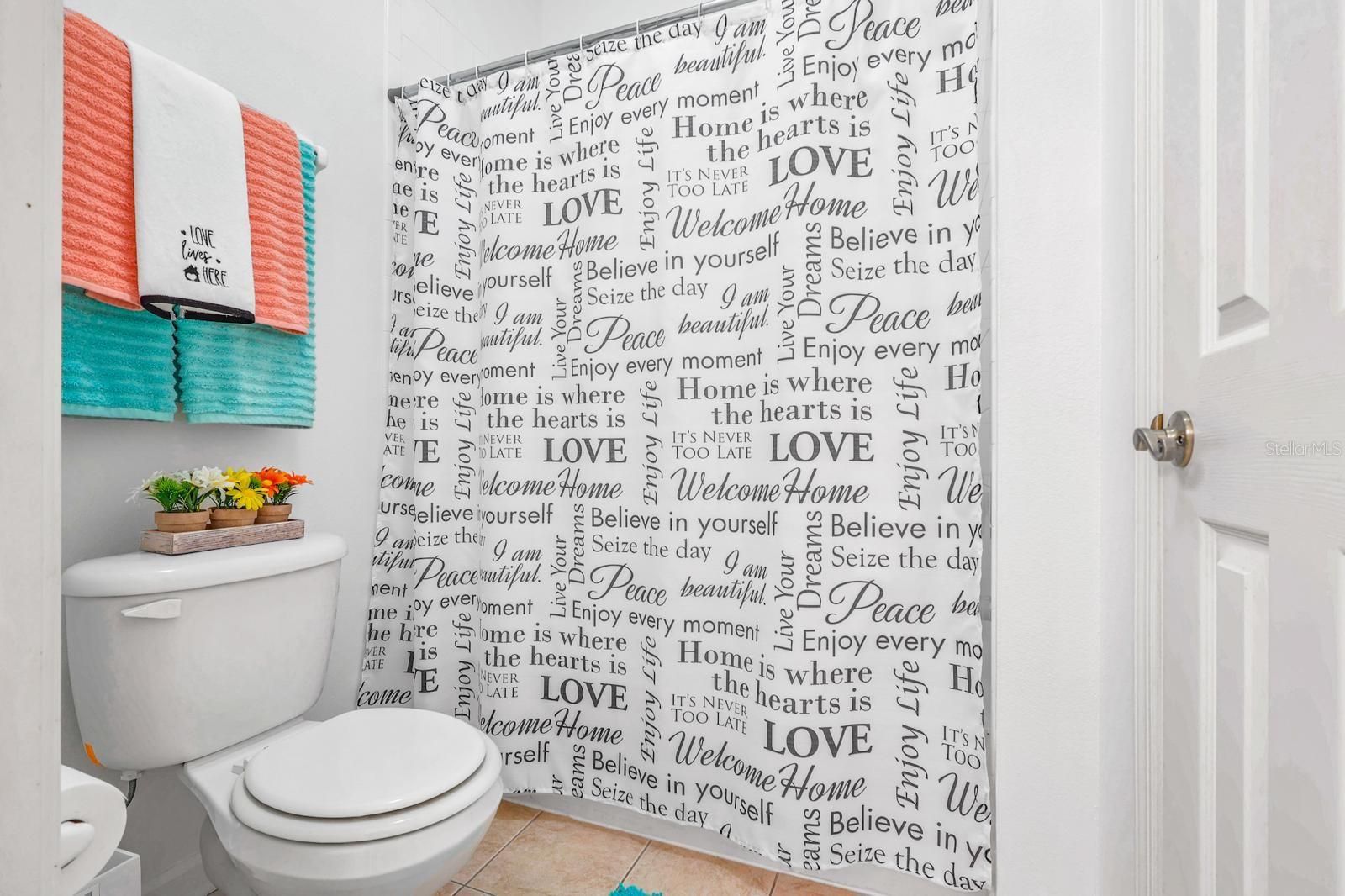 Image 25 of 37 For 2310 Silver Palm Drive 201