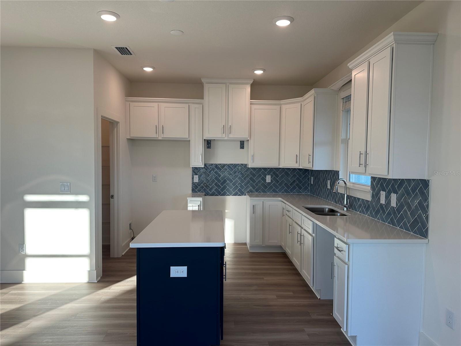 Image 2 of 7 For 13936 Emerald Fields Drive