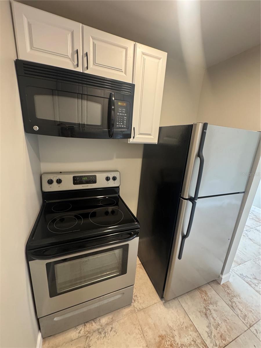 Image 5 of 29 For 24862 Us Highway 19 N 2105