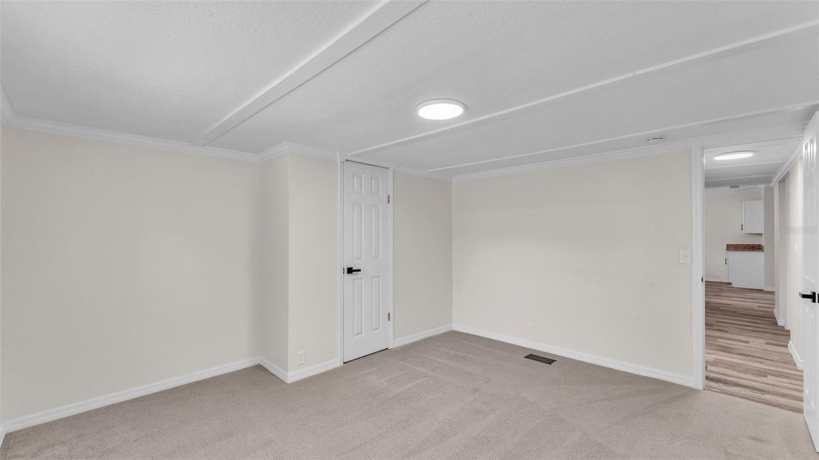 Image 17 of 34 For 3548 Shady Brooke Drive W