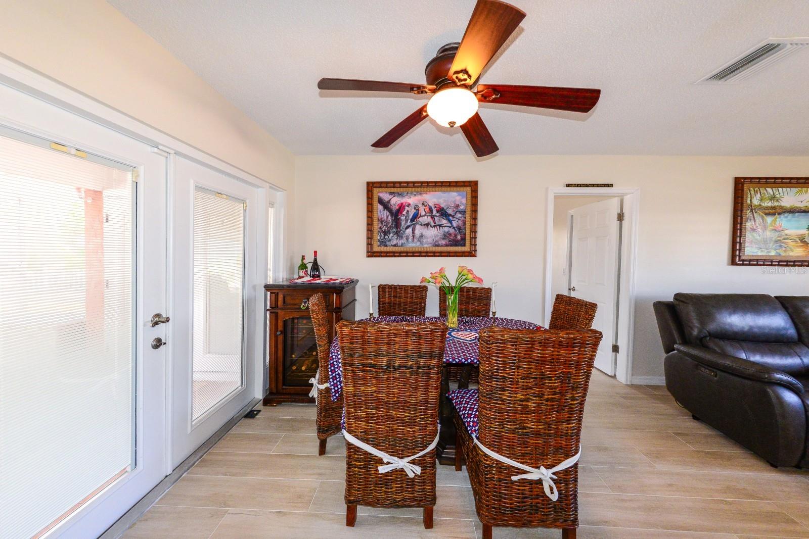 Image 11 of 43 For 190 Casa Lane