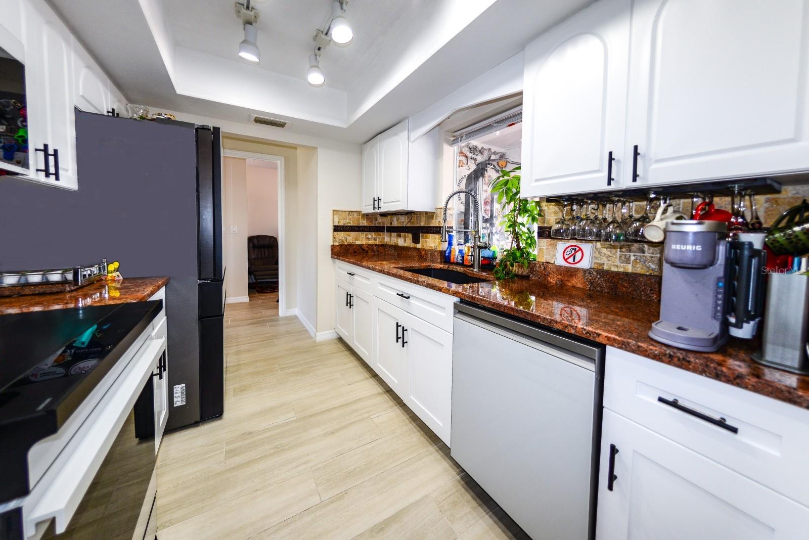 Image 15 of 43 For 190 Casa Lane