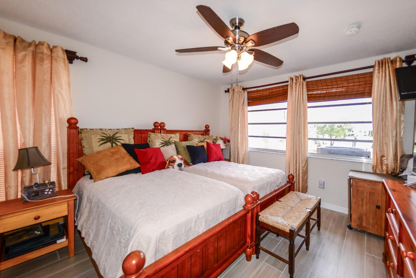 Image 27 of 43 For 190 Casa Lane