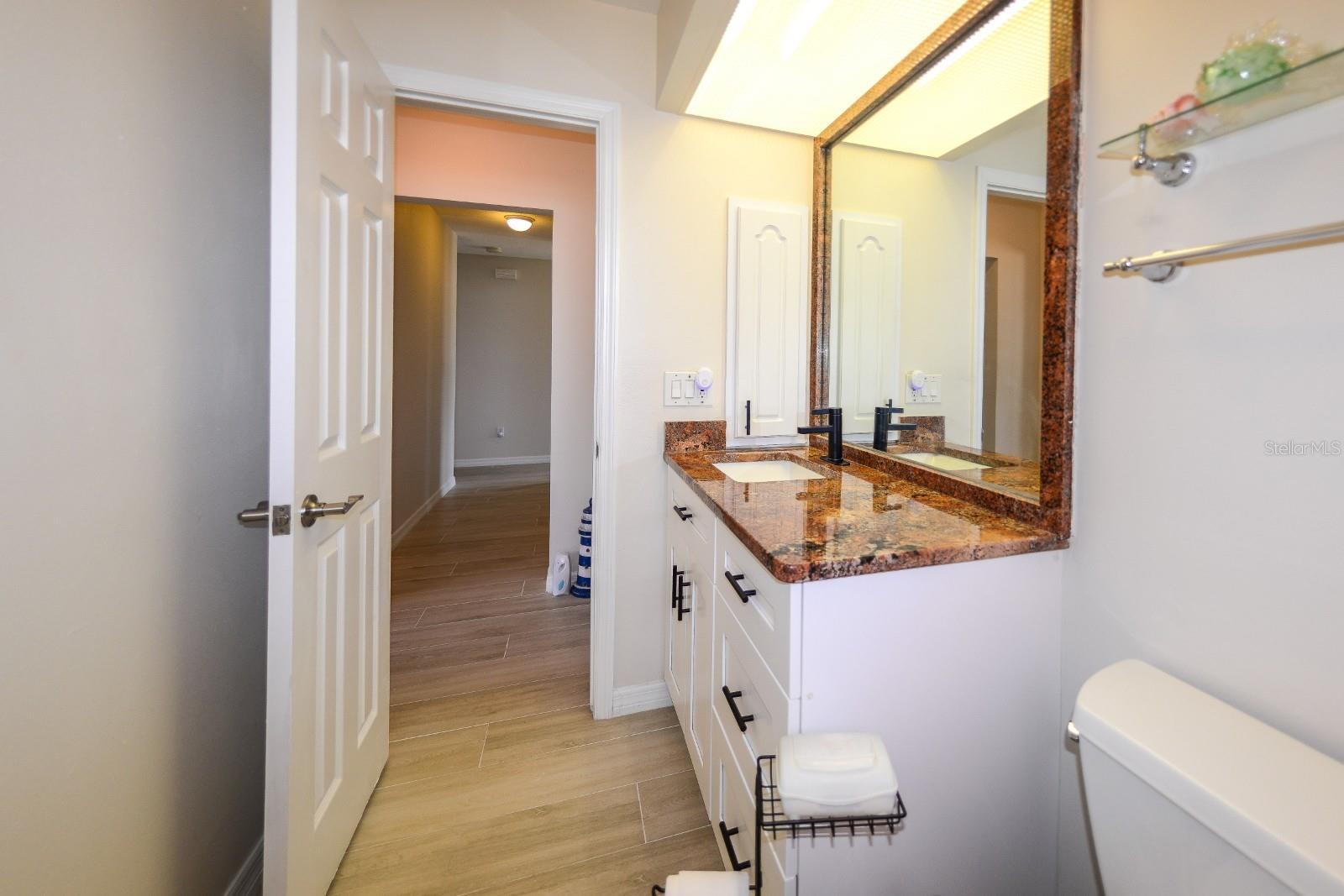 Image 32 of 43 For 190 Casa Lane