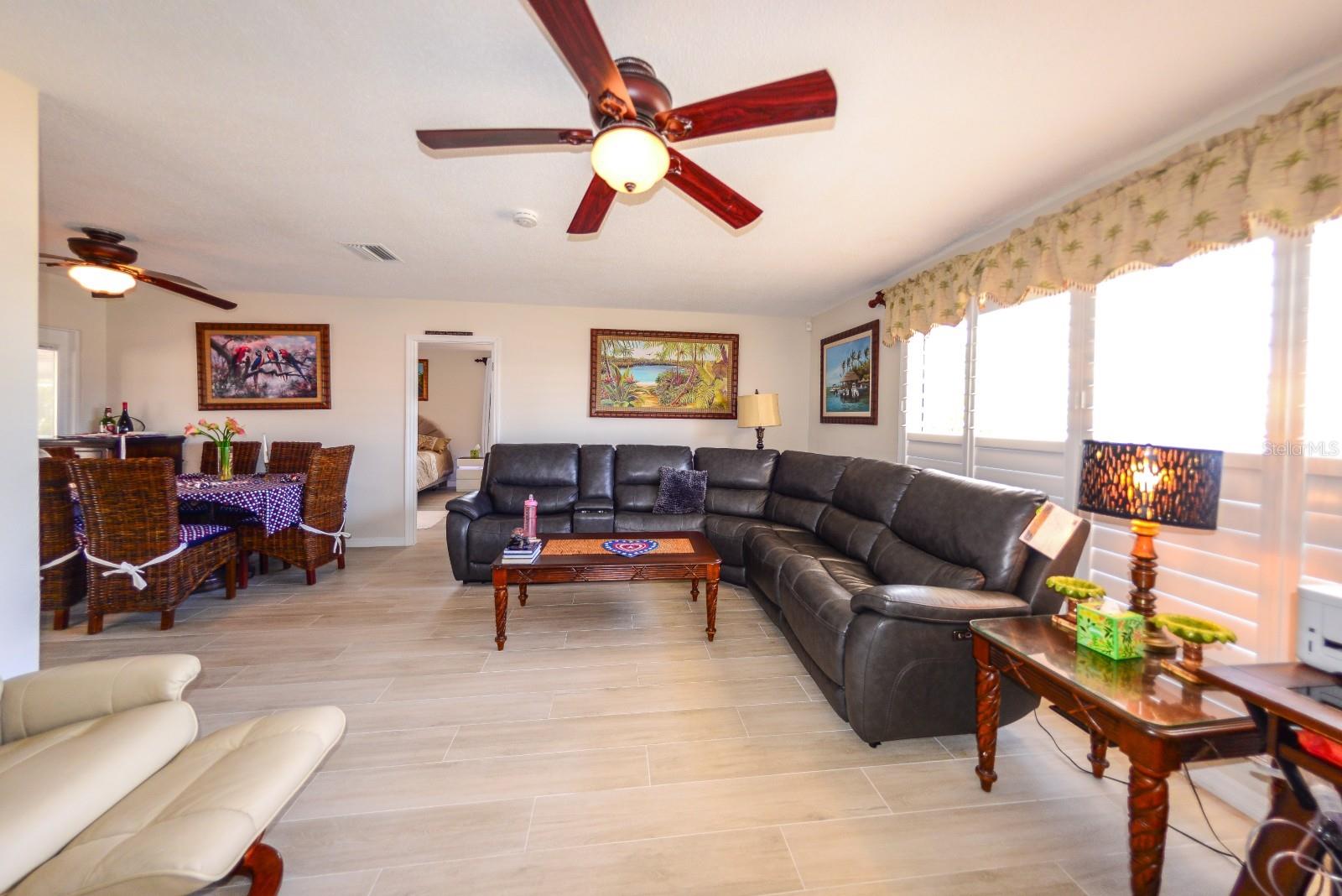 Image 6 of 43 For 190 Casa Lane