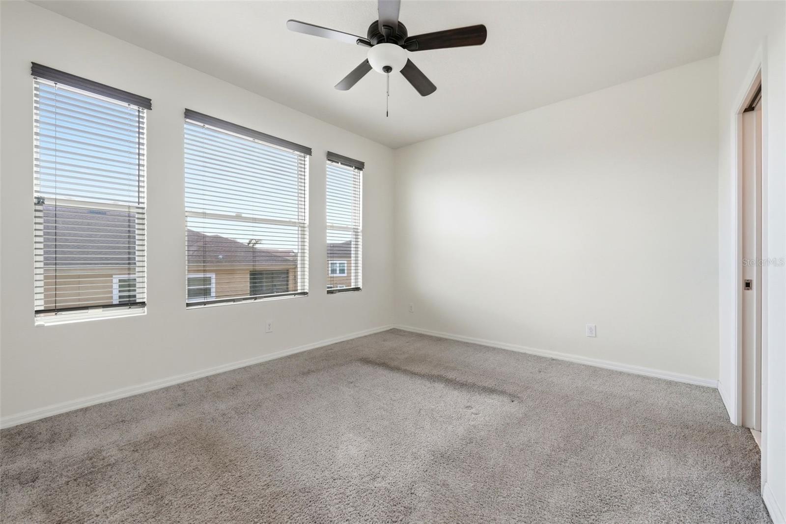 Image 10 of 39 For 17436 Chateau Pine Way