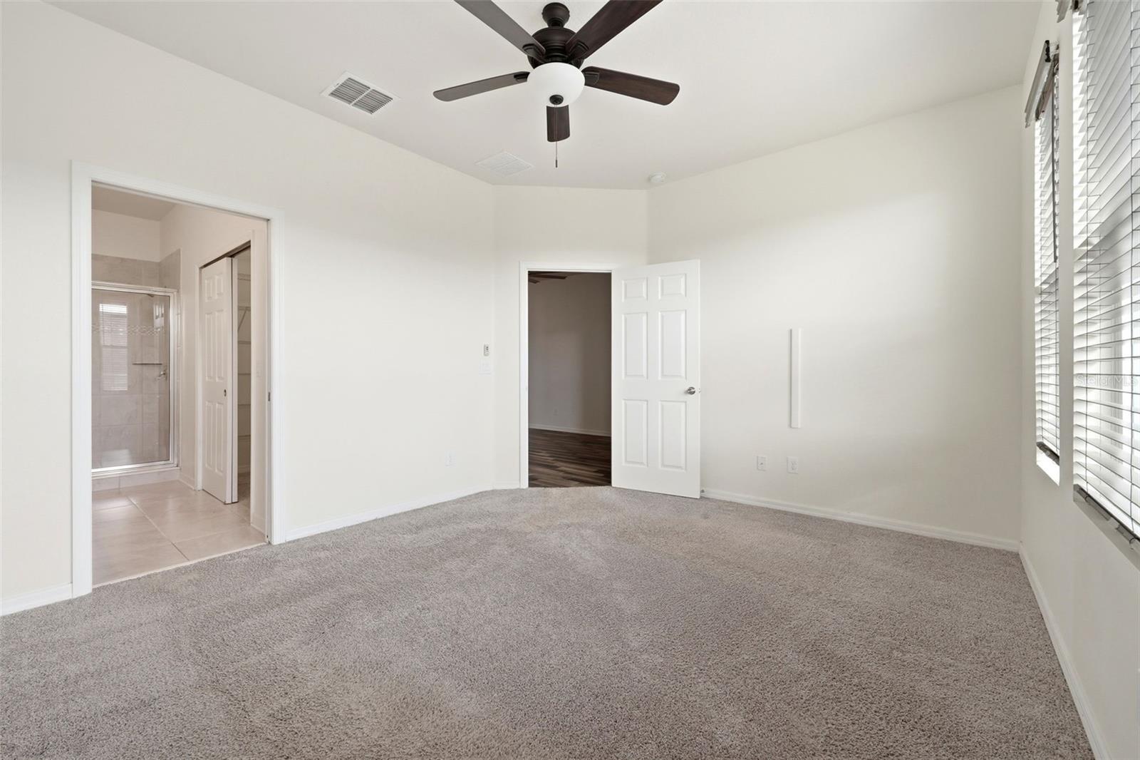 Image 11 of 39 For 17436 Chateau Pine Way