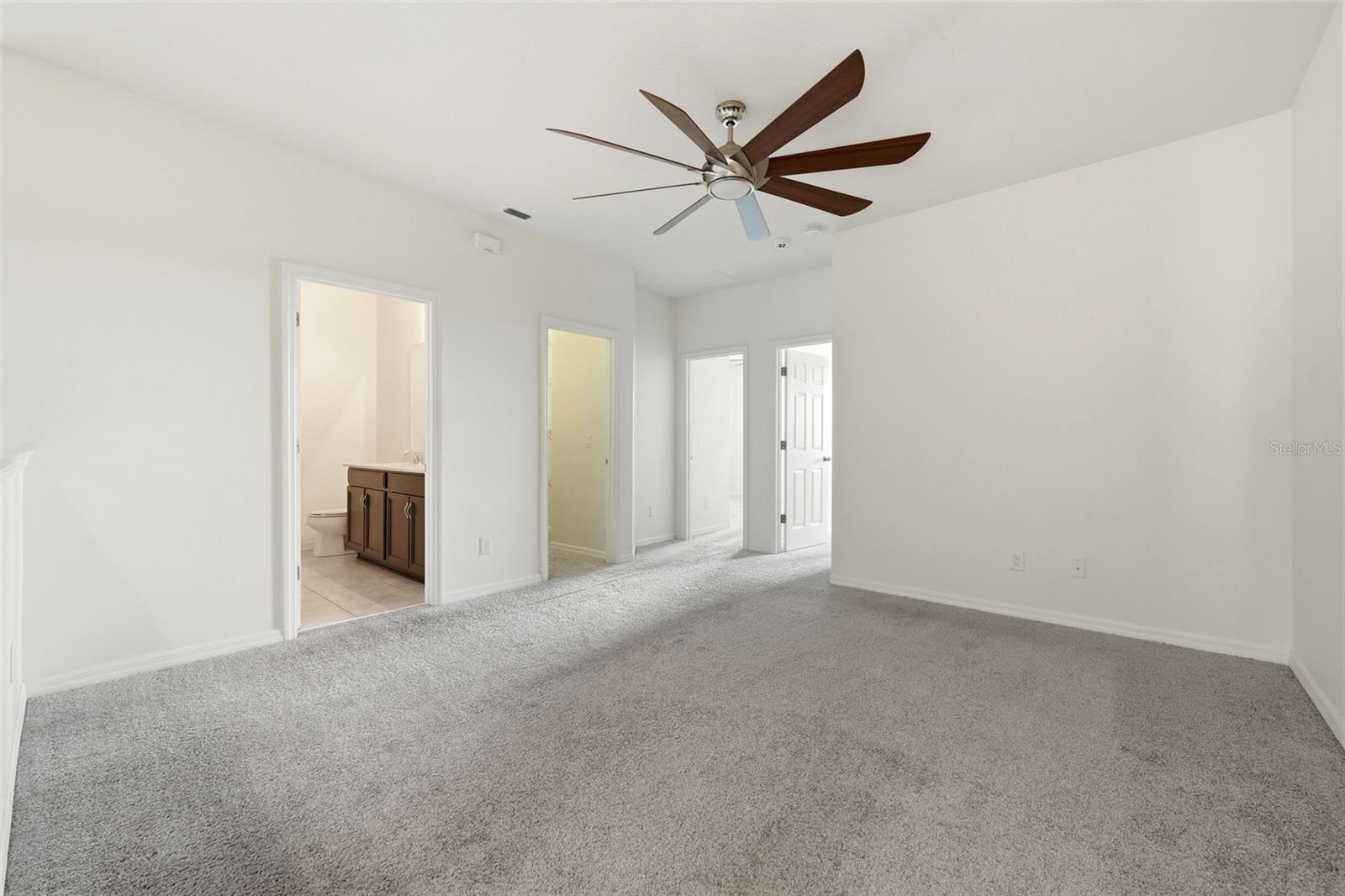 Image 18 of 39 For 17436 Chateau Pine Way