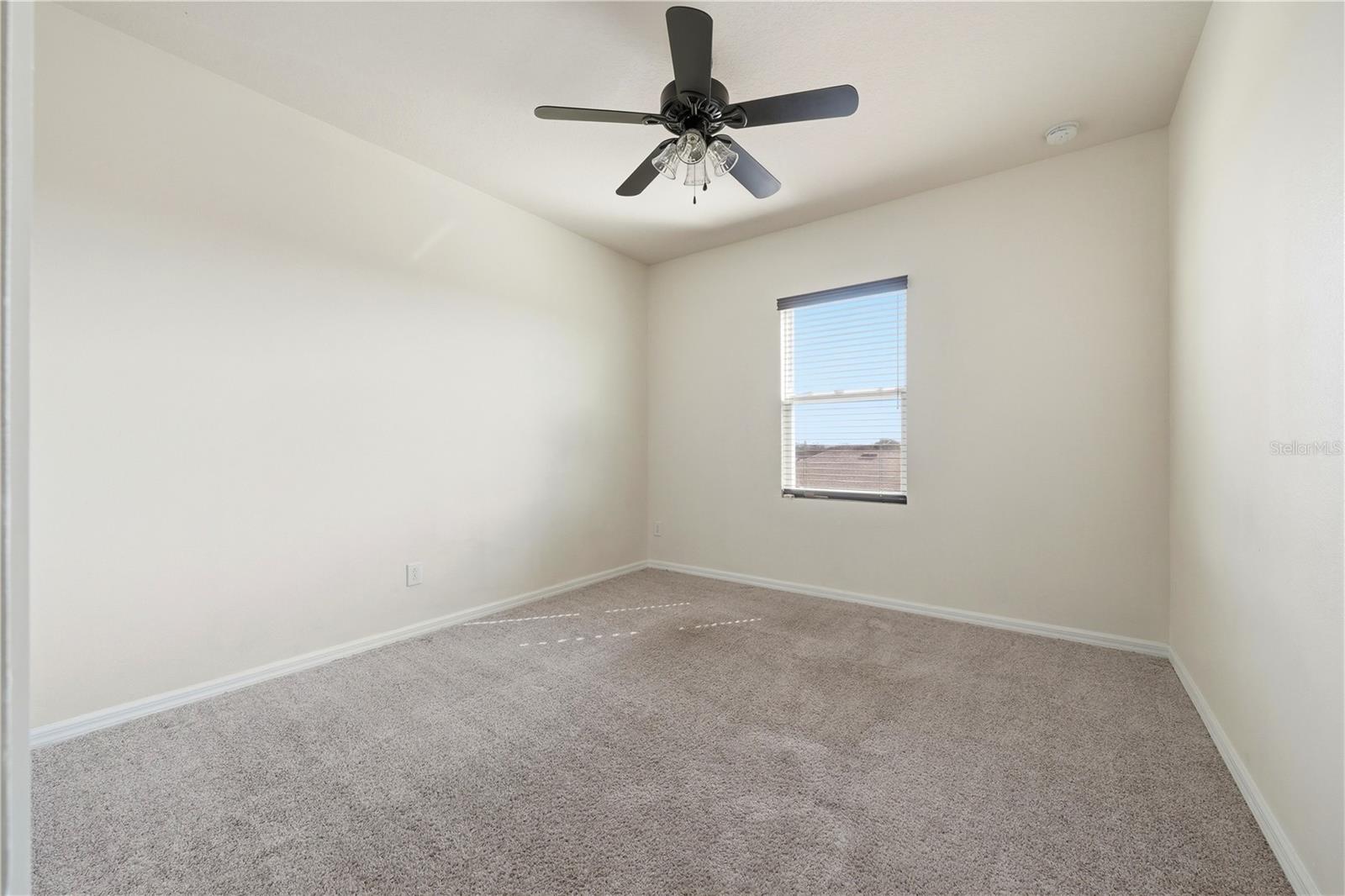 Image 20 of 39 For 17436 Chateau Pine Way