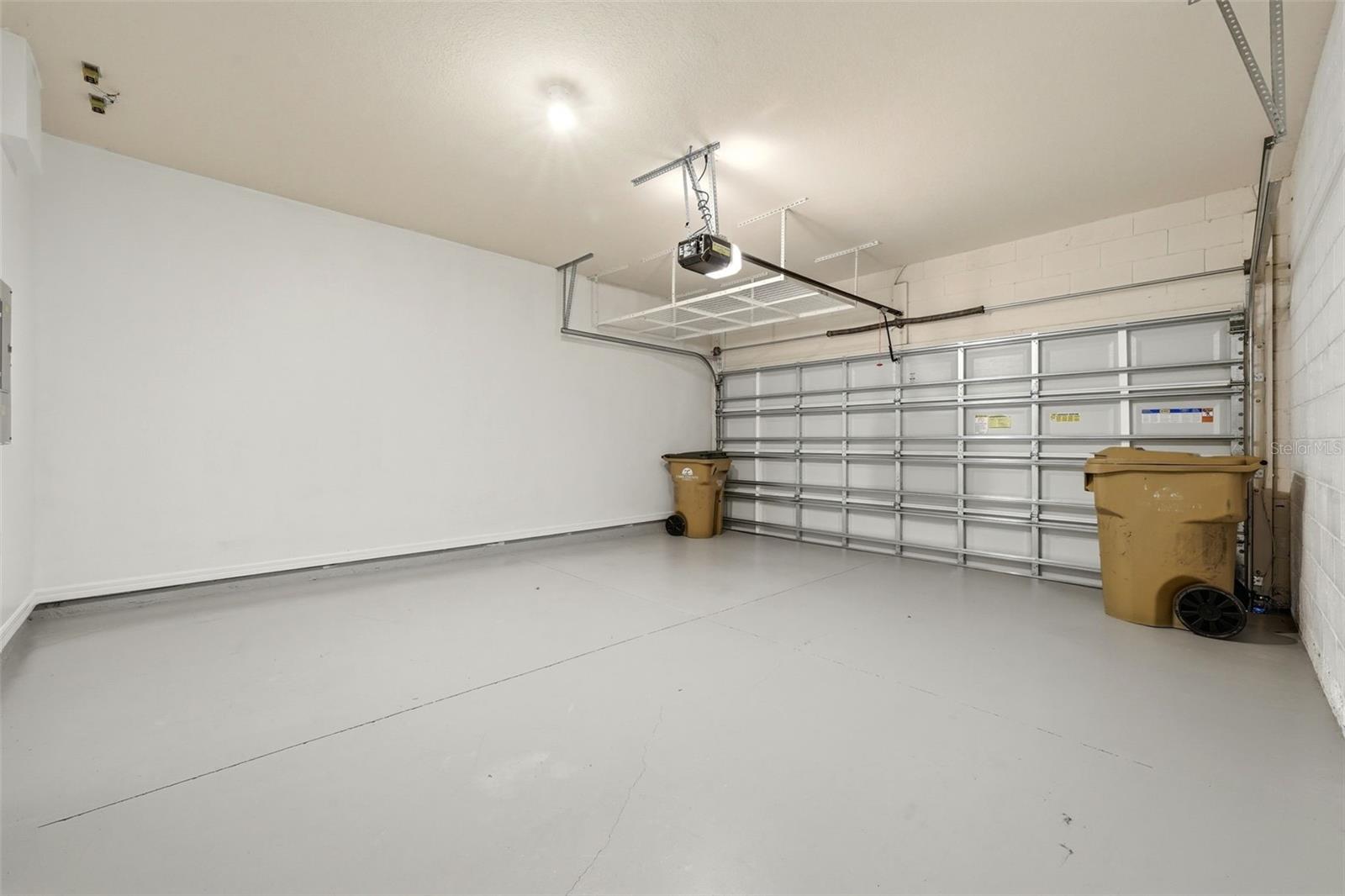 Image 26 of 39 For 17436 Chateau Pine Way