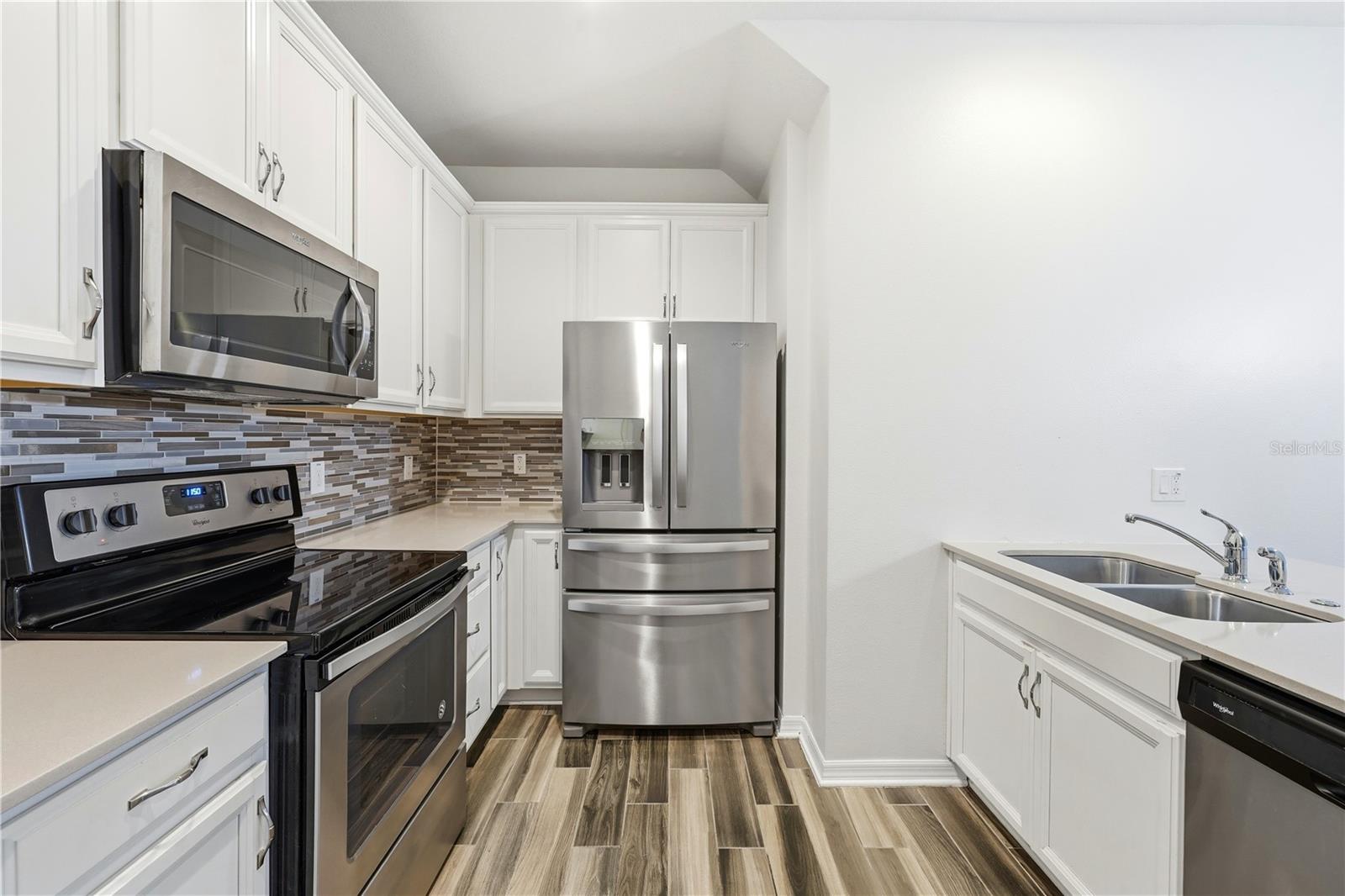 Image 5 of 39 For 17436 Chateau Pine Way