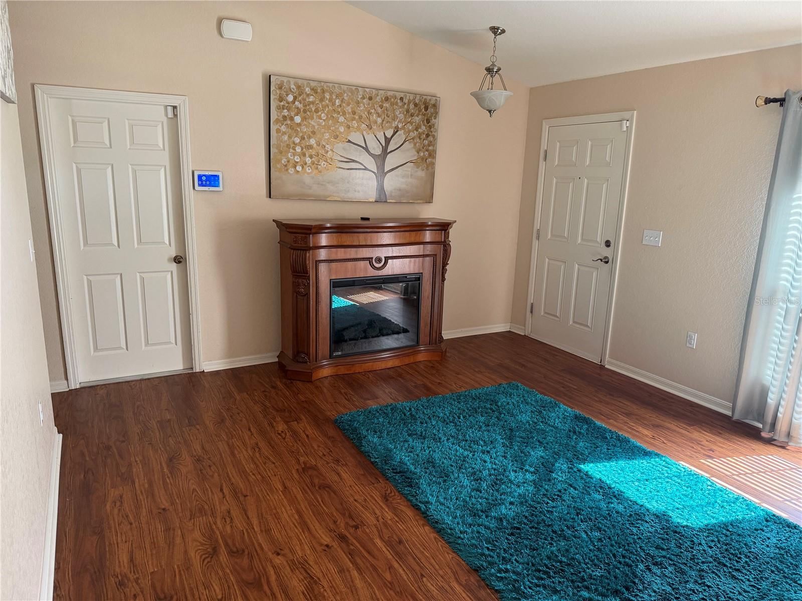 Image 28 of 47 For 4495 Mandolin Boulevard