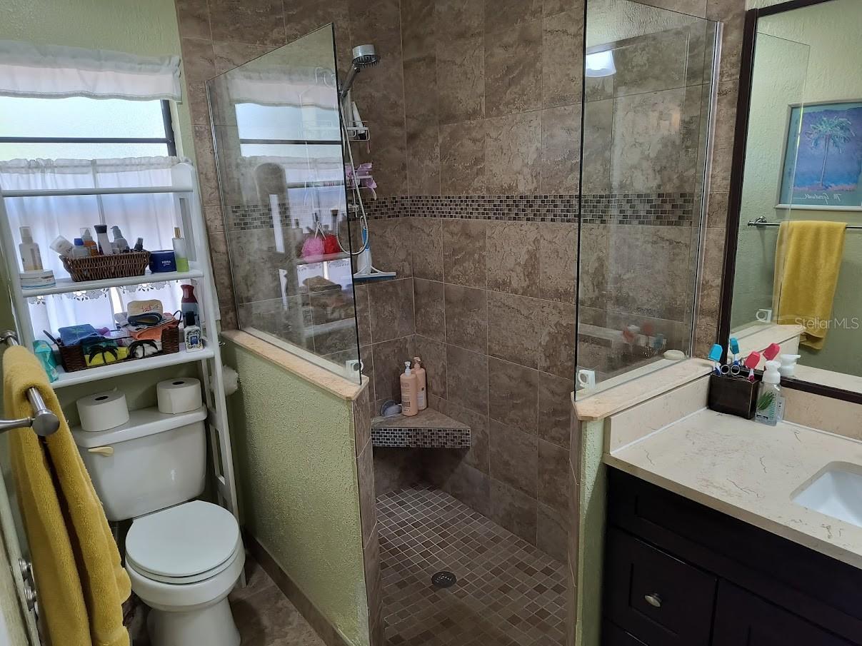 Image 16 of 24 For 118 Woodingham Drive