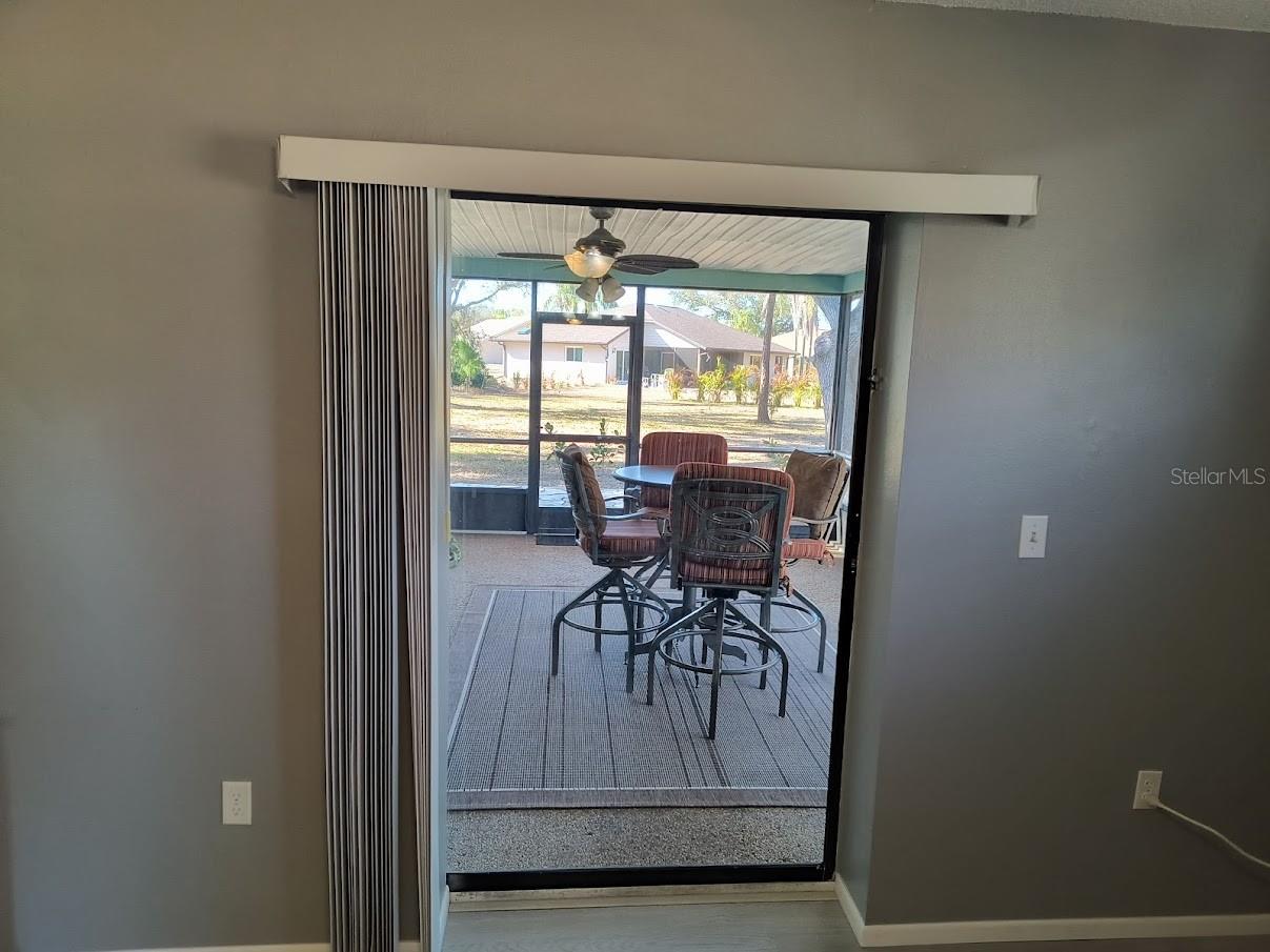 Image 17 of 24 For 118 Woodingham Drive