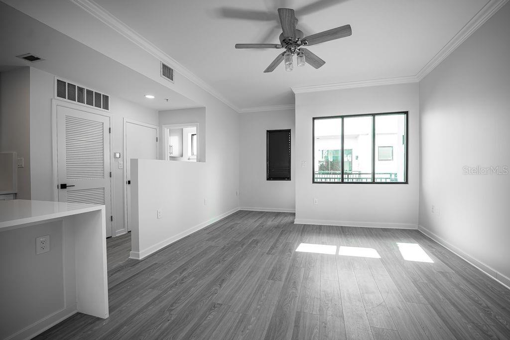 Image 10 of 32 For 460 Jackson Street 2