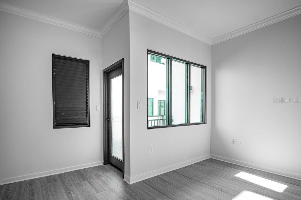 Image 13 of 32 For 460 Jackson Street 2