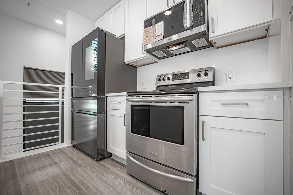 Image 4 of 32 For 460 Jackson Street 2