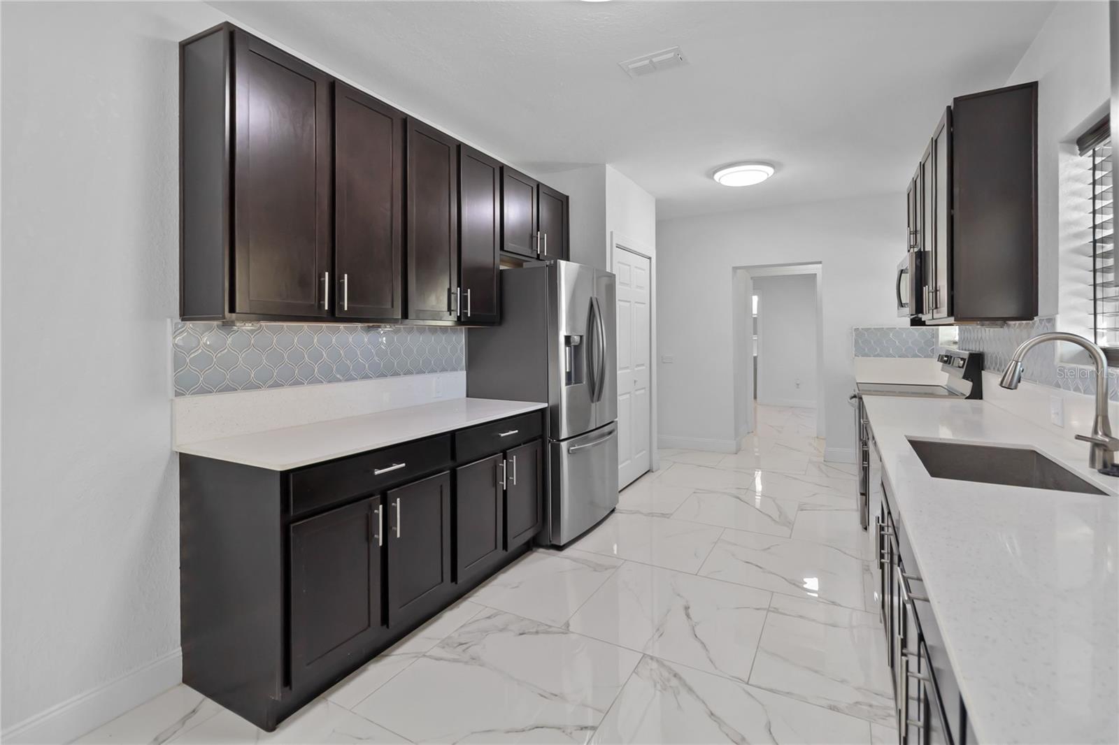 Image 11 of 28 For 4014 Heatherington Road